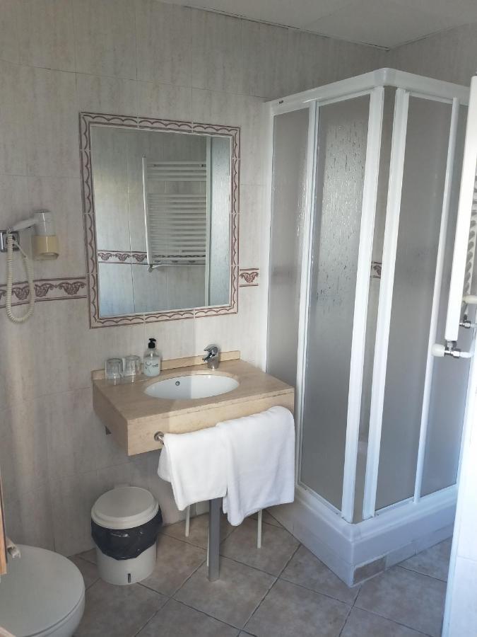 Hostal Maria Ronda Мадрид Екстер'єр фото