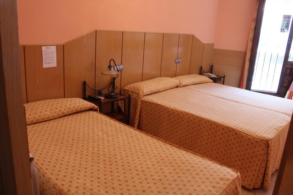 Hostal Maria Ronda Мадрид Екстер'єр фото